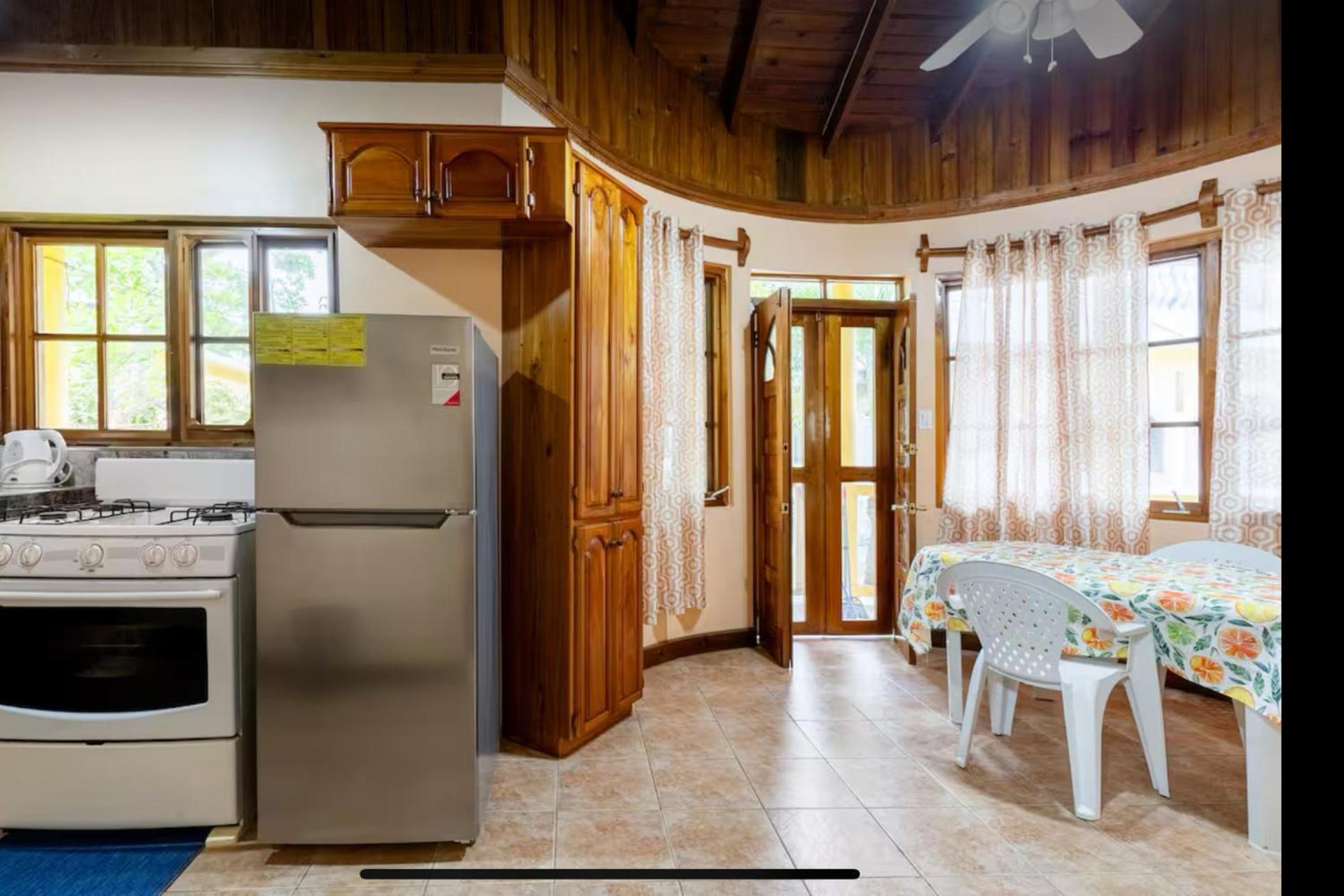 R&V Villa Negril Kültér fotó
